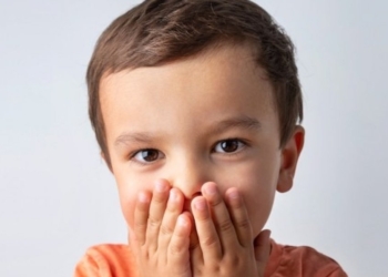 Mutação genética causa a Apraxia de Fala na Infância, mostra estudo