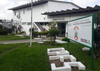 Detento morre espancado durante banho de sol no presídio de Feira de Santana