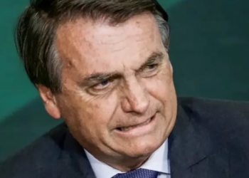 Jair Bolsonaro é internado em São Paulo