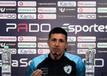 Técnico valoriza estratégia do Londrina após vencer o Vitória: “Discutimos muito”
