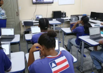 Professores da rede estadual voltam às aulas após regulamentação dos precatórios do Fundef