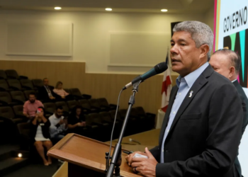 Após ações da PM com 30 mortes em 8 dias e críticas governador da BA fala em ‘apuração de eventual excesso’