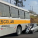 Motorista fica ferido após bater veículo em traseira de ônibus em Campinas