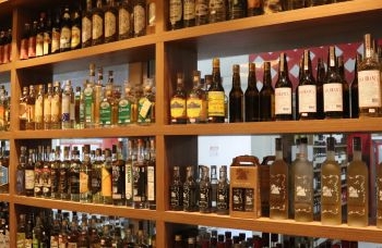 Mercado do Rio Vermelho recebe evento em homenagem ao Dia da Cachaça