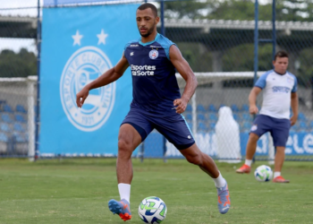 Bahia perde zagueiro para jogo contra o Coritiba, fora de casa