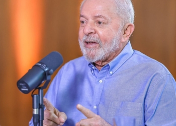 Lula sanciona lei que prevê pensão para órfãos de feminicídio nesta terça-feira