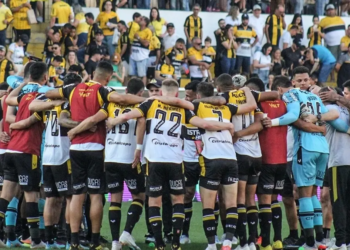 Adversário do Vitória, Criciúma tem 16% de chances de acesso à Série A