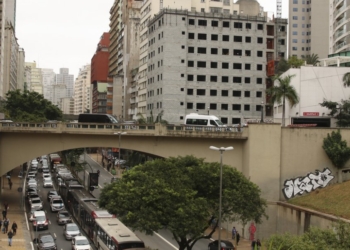 De cada dez municípios, três não têm recursos próprios para se manter
