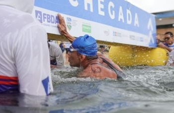 Praia de Inema recebe a maior competição de águas abertas da América do Sul