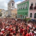 Durante a celebração de Santa Bárbara, pessoas passam mal com o calor