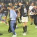 Após permanência na Série A, jogadores do Vasco sobe na bola e provocam Soteldo, do Santos