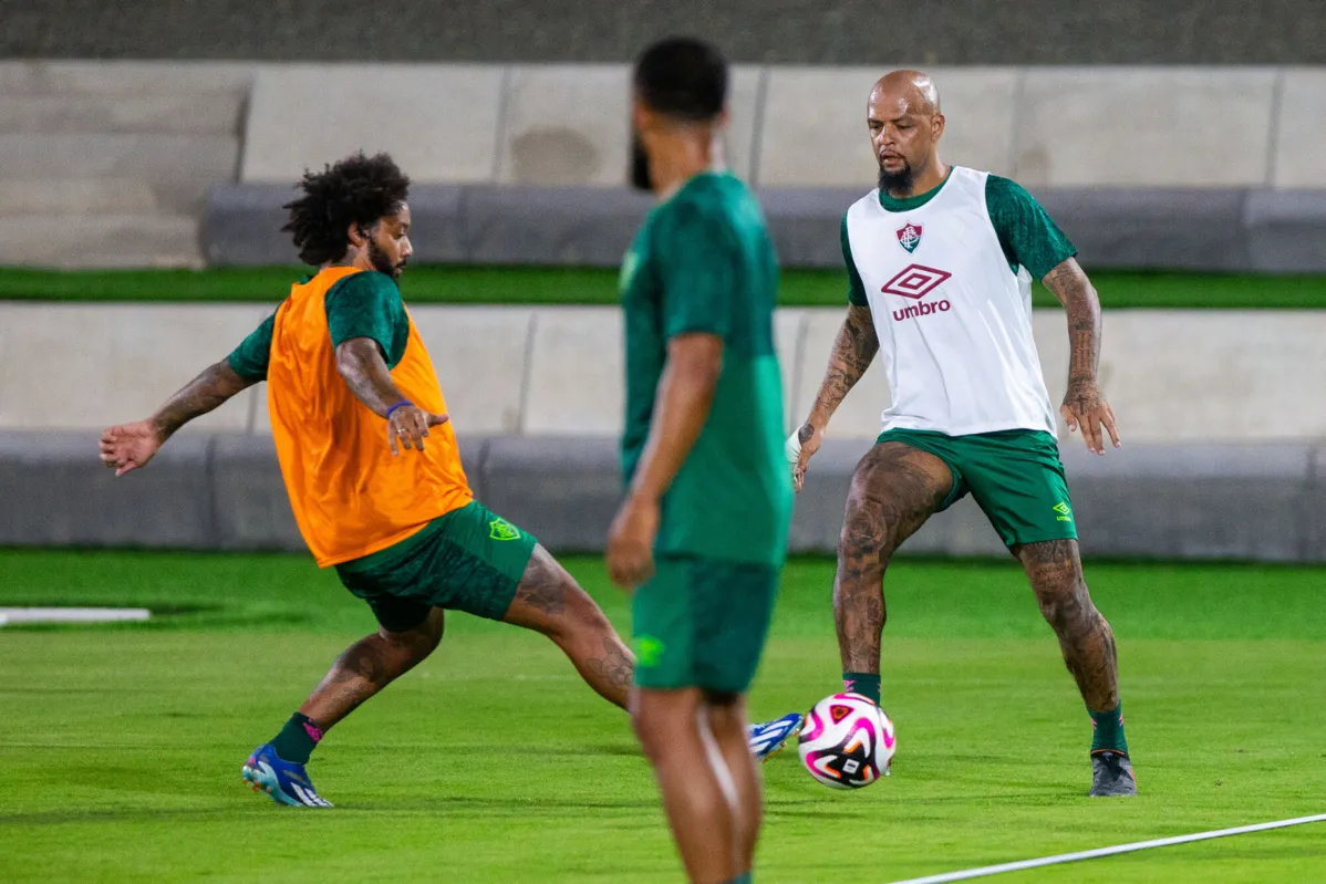 Time completo! Fluminense faz 1º treino na Arábia Saudita pro Mundial