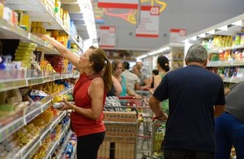 Que setores da economia brasileira vão bombar em 2024? Tecnologia é aposta 