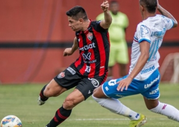 Leão vence primeiro BaVi do ano! Vitória supera o Bahia em jogo de duas viradas