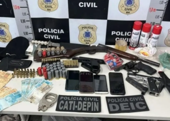 Suspeito de matar dez pessoas na Bahia é preso com armas e roupas camufladas