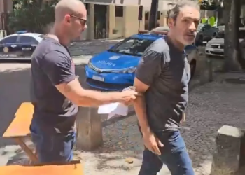 Homem é preso após manter filha e ex-esposa em cárcere privado