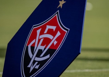 Ex-jogador do Vitória tira sarro do Bahia após eliminação na Copa do Nordeste; saiba qual