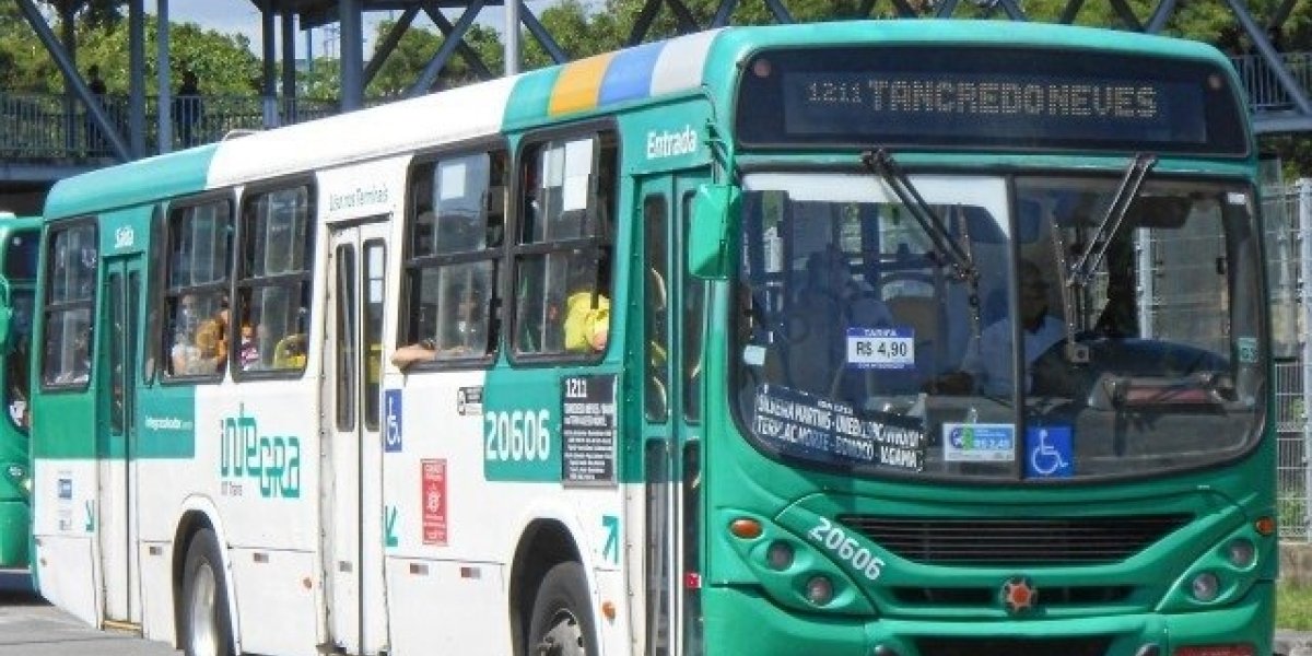 Operação de ônibus é normalizada em Tancredo Neves