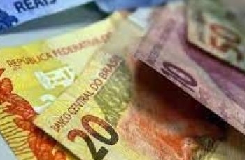 Mercado aumenta previsão da inflação de 4% para 4,05% em 2024