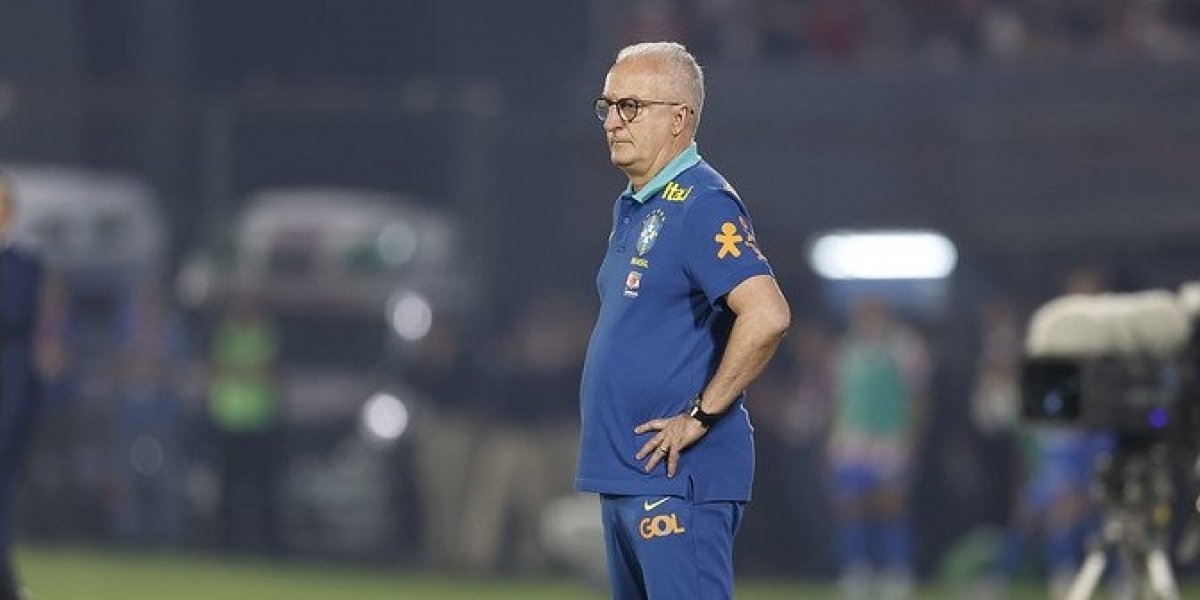 Brasil perde para Paraguai com direito a “Olé” e Dorival afirma: “não é fácil”