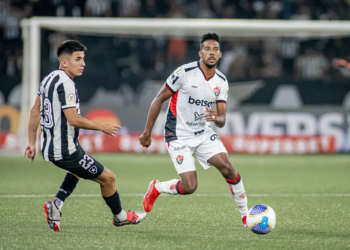 “Domingo é uma guerra”, diz Willian Oliveira sobre jogo da permanência