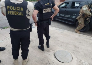 Polícia Federal desarticula esquema bilionário de tráfico de drogas