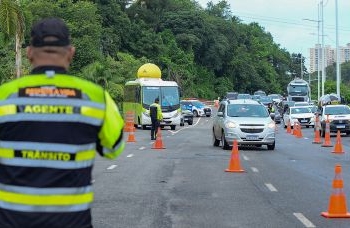 Transalvador alerta para segurança no trânsito no feriadão junino