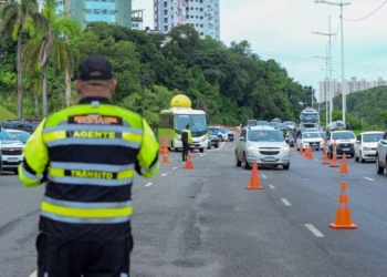 Transalvador alerta para segurança no trânsito no feriadão junino