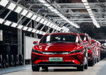 BYD oferece mais de 500 vagas de emprego em nova fábrica na RMS