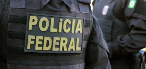 Polícia Federal faz operação em centro empresarial de Salvador