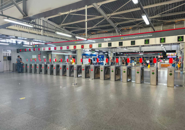 Metrô de Salvador promove ação de acolhimento emocional na Estação Rodoviária