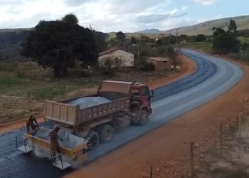 Governo rebate ACM Neto sobre estrada em Abaíra e mostra obras em andamento