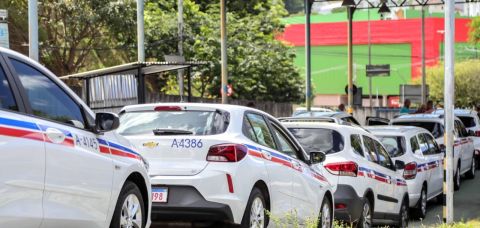 Prefeitura de Salvador abre 600 novas vagas para taxistas