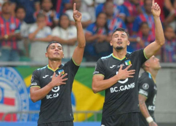 Bahia vence no tempo normal, mas cai nos pênaltis e dá adeus à Libertadores