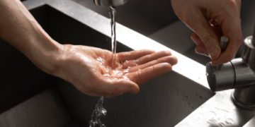 Tarifa social de água e esgoto ganha destaque como direito essencial em debate