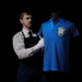 Camisa utilizada por Pelé na final de 58 vai a leilão por R$ 30 milhões