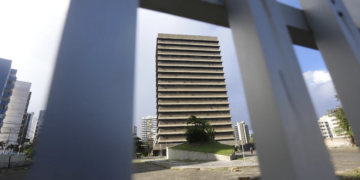 Antigo prédio dos Correios na Pituba é vendido por R$ 97 milhões em leilão